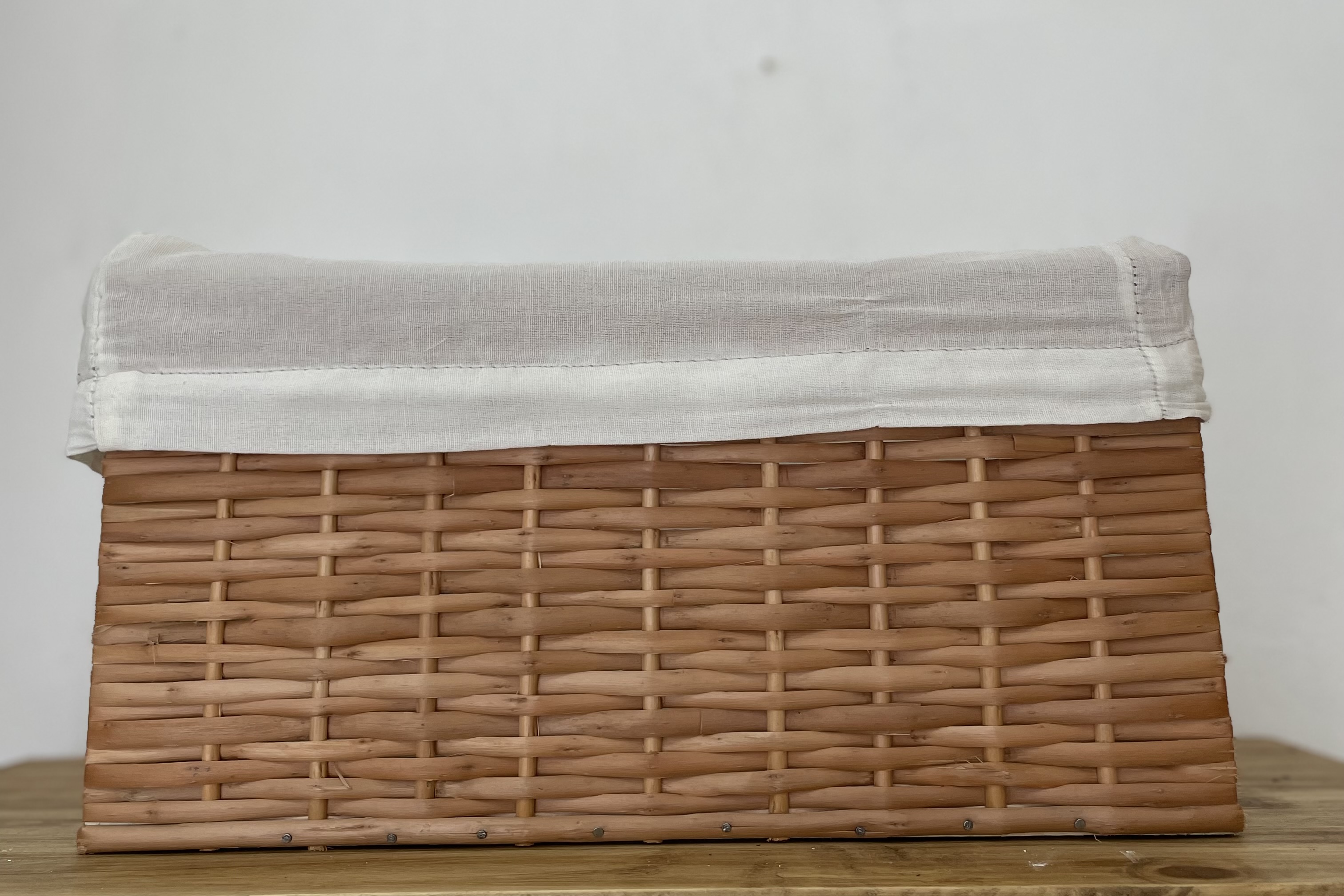 Caja de mimbre 